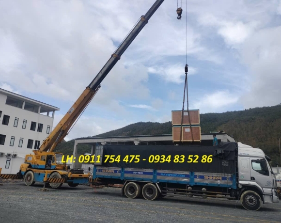 Xe Tải Chở Hàng Sài Gòn Đi Hà Nội Thùng 10M